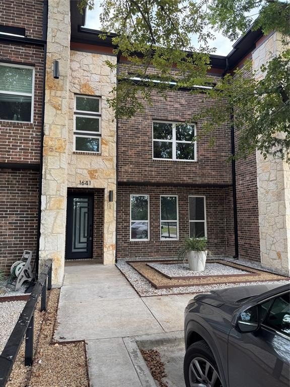 1641 Cleaver Street, Waxahachie, TX 75165, 3 Bedrooms Bedrooms, ,2 BathroomsBathrooms,Residential,For Sale,1641 Cleaver Street,0,21029671