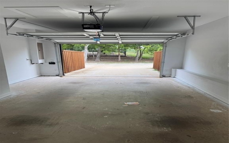 1625 Cleaver Street, Waxahachie, TX 75165, 3 Bedrooms Bedrooms, ,2 BathroomsBathrooms,Residential,For Sale,1625 Cleaver Street,0,21029697