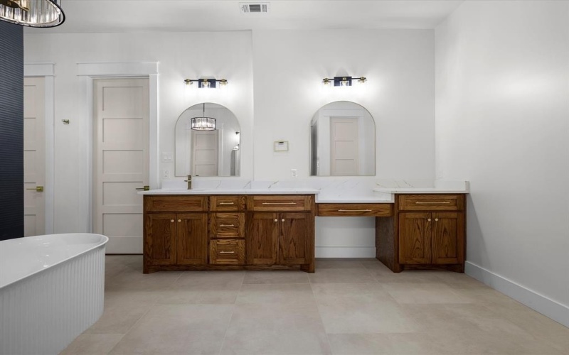 12716 Bella Sereno Court, Fort Worth, TX 76126, 4 Bedrooms Bedrooms, ,3 BathroomsBathrooms,Residential,For Sale,12716 Bella Sereno Court,0,21029780