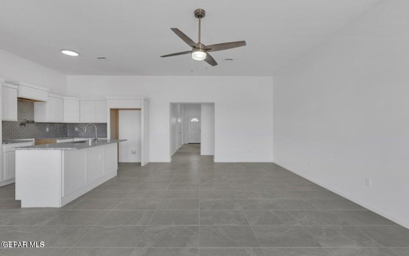 813 Paseo Tranquilo Place, Horizon City, TX 79928, 3 Bedrooms Bedrooms, ,2 BathroomsBathrooms,Residential,For Sale,813 Paseo Tranquilo Place,916633