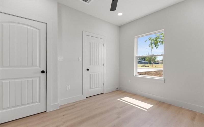100 Arthur Avenue, McGregor, TX 76657, 3 Bedrooms Bedrooms, ,2 BathroomsBathrooms,Residential,For Sale,100 Arthur Avenue,0,21029884