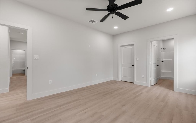 100 Arthur Avenue, McGregor, TX 76657, 3 Bedrooms Bedrooms, ,2 BathroomsBathrooms,Residential,For Sale,100 Arthur Avenue,0,21029884