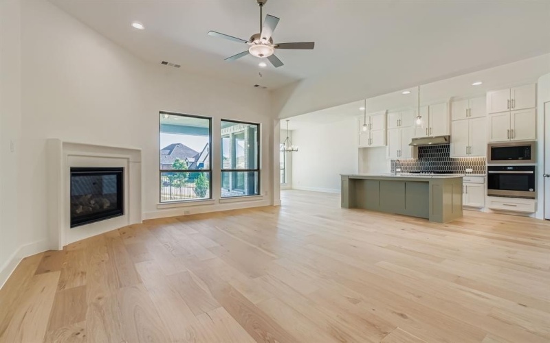 114 Longhorn Bend, Rhome, TX 76078, 4 Bedrooms Bedrooms, ,3 BathroomsBathrooms,Residential,For Sale,114 Longhorn Bend,0,21029899