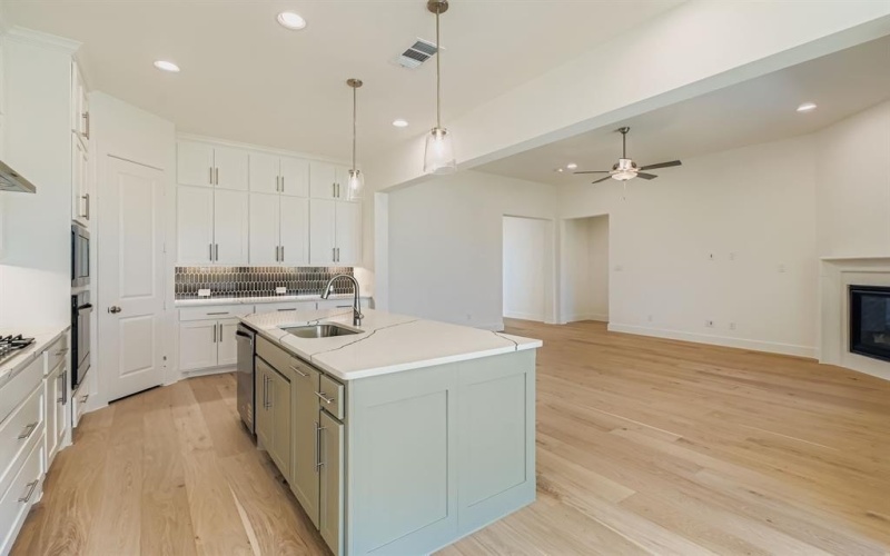 114 Longhorn Bend, Rhome, TX 76078, 4 Bedrooms Bedrooms, ,3 BathroomsBathrooms,Residential,For Sale,114 Longhorn Bend,0,21029899