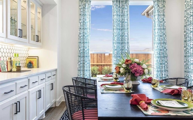 3807 Los Altos Boulevard, Sherman, TX 75090, 5 Bedrooms Bedrooms, ,5 BathroomsBathrooms,Residential,For Sale,3807 Los Altos Boulevard,0,21029964