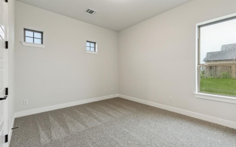 121 Swan Lake Drive, Waxahachie, TX 75165, 4 Bedrooms Bedrooms, ,3 BathroomsBathrooms,Residential,For Sale,121 Swan Lake Drive,0,21030217