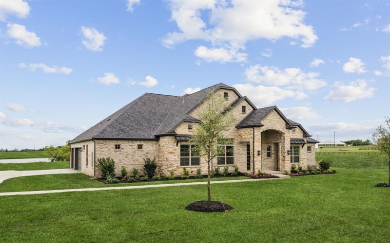 121 Swan Lake Drive, Waxahachie, TX 75165, 4 Bedrooms Bedrooms, ,3 BathroomsBathrooms,Residential,For Sale,121 Swan Lake Drive,0,21030217