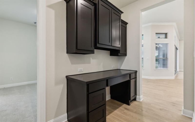 120 S Swan Lake Drive, Waxahachie, TX 75165, 3 Bedrooms Bedrooms, ,2 BathroomsBathrooms,Residential,For Sale,120 S Swan Lake Drive,0,21030267