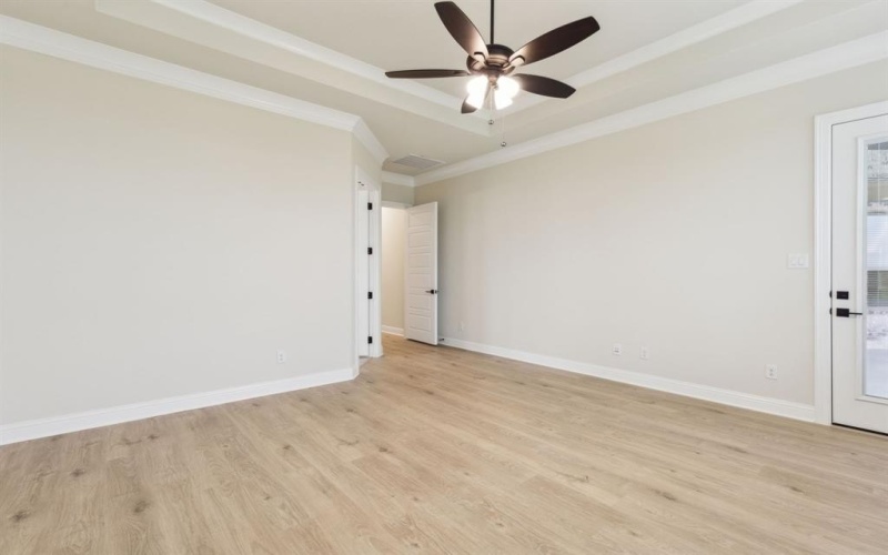 120 S Swan Lake Drive, Waxahachie, TX 75165, 3 Bedrooms Bedrooms, ,2 BathroomsBathrooms,Residential,For Sale,120 S Swan Lake Drive,0,21030267