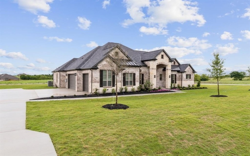120 S Swan Lake Drive, Waxahachie, TX 75165, 3 Bedrooms Bedrooms, ,2 BathroomsBathrooms,Residential,For Sale,120 S Swan Lake Drive,0,21030267