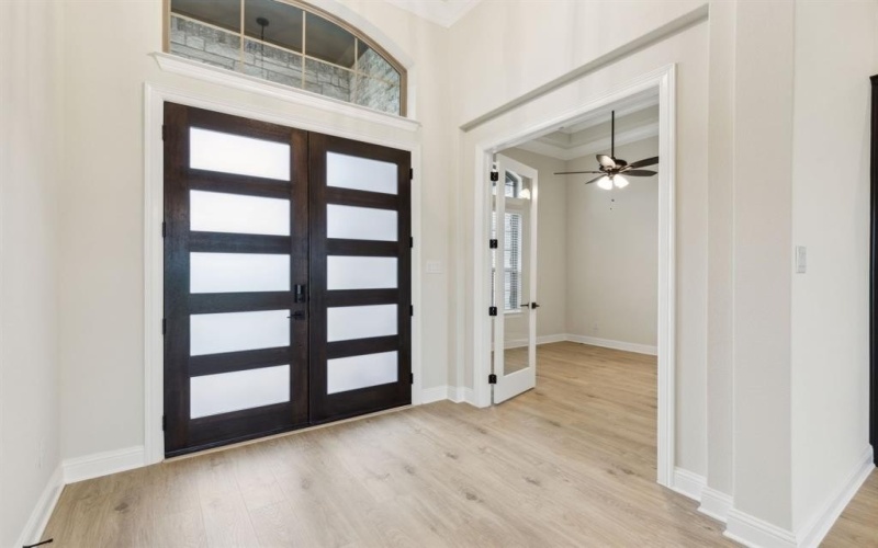 120 S Swan Lake Drive, Waxahachie, TX 75165, 3 Bedrooms Bedrooms, ,2 BathroomsBathrooms,Residential,For Sale,120 S Swan Lake Drive,0,21030267