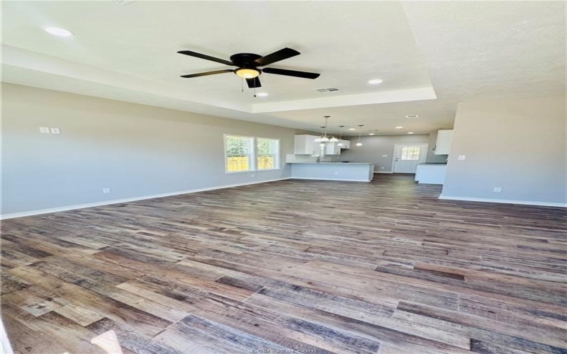 122 East Crestway Street, Hearne, TX 77859, 3 Bedrooms Bedrooms, ,2 BathroomsBathrooms,Residential,For Sale,122 East Crestway Street,0,25007623
