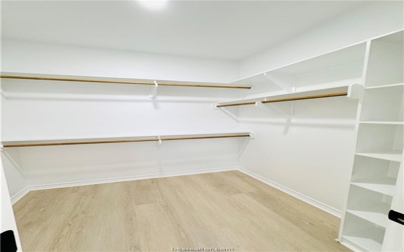122 East Crestway Street, Hearne, TX 77859, 3 Bedrooms Bedrooms, ,2 BathroomsBathrooms,Residential,For Sale,122 East Crestway Street,0,25007623