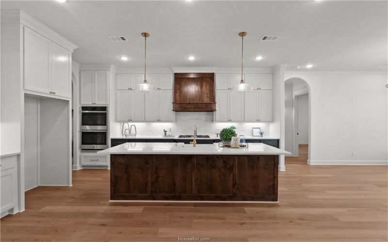 2317 Terrapin Trail, College Station, TX 77845, 4 Bedrooms Bedrooms, ,5 BathroomsBathrooms,Residential,For Sale,2317 Terrapin Trail,0,25008877