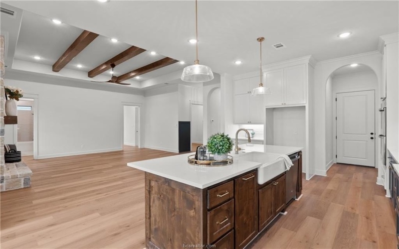 2317 Terrapin Trail, College Station, TX 77845, 4 Bedrooms Bedrooms, ,5 BathroomsBathrooms,Residential,For Sale,2317 Terrapin Trail,0,25008877
