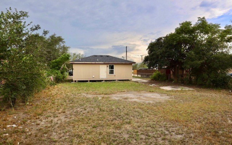 503 Oliver Street, Alice, TX 78332, 1 Dormitorio Habitaciones , ,1 BañoBaños,Residential,En Venta,503 Oliver Street,0,463168