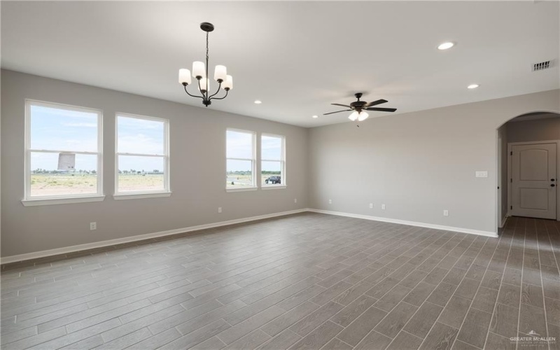 8317 N 35th Street, McAllen, TX 78504, 3 Bedrooms Bedrooms, ,2 BathroomsBathrooms,Residential,For Sale,8317 N 35th Street,0,478124
