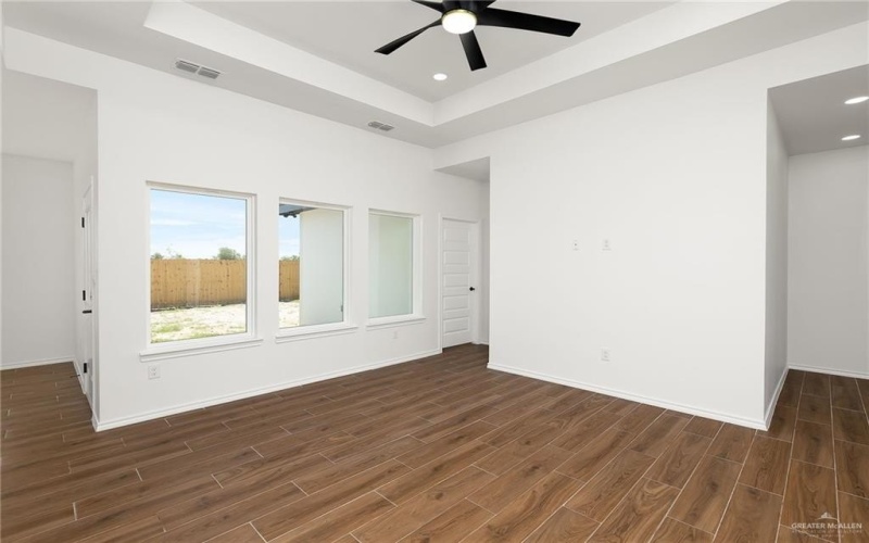 304 N Leon Avenue, Elsa, TX 78543, 3 Bedrooms Bedrooms, ,2 BathroomsBathrooms,Residential,For Sale,304 N Leon Avenue,0,478432