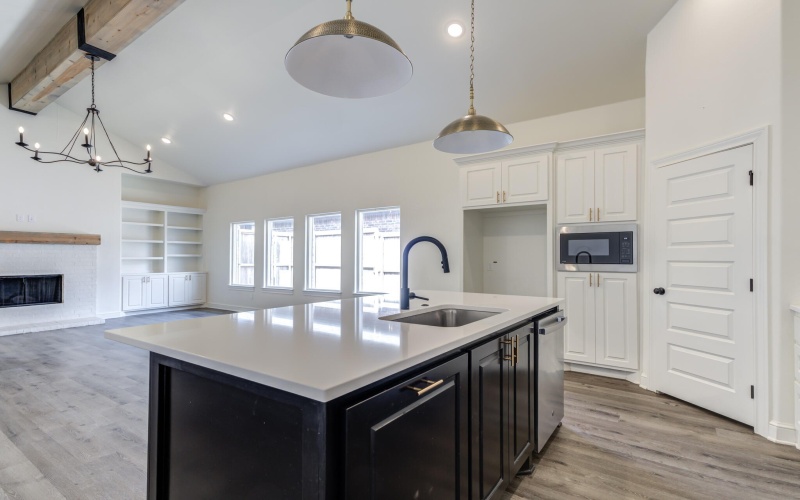 7613 52nd Street, Lubbock, TX 79407, 4 Bedrooms Bedrooms, ,3 BathroomsBathrooms,Residential,For Sale,7613 52nd Street,0,202558746