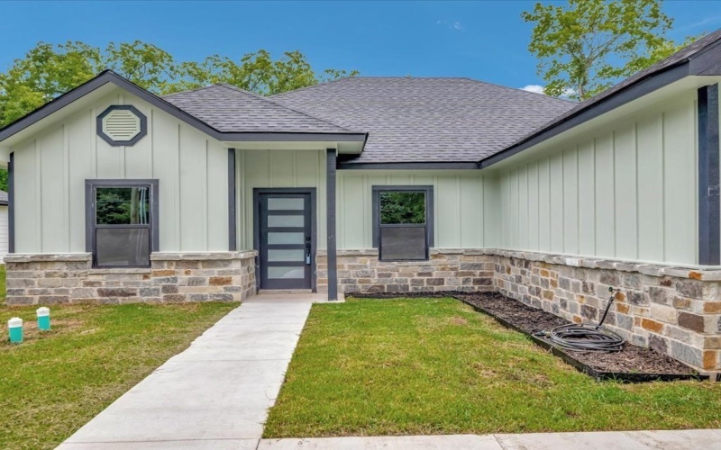 1612 Paul Avenue, Lufkin, TX 75901, 3 Bedrooms Bedrooms, ,2 BathroomsBathrooms,Residential,For Sale,1612 Paul Avenue,0,5105966