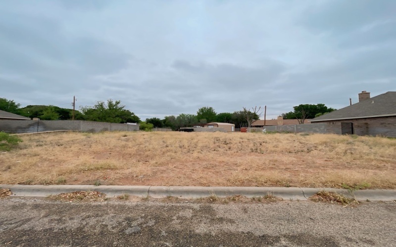 701 E 18th St, Monahans, TX 79756, 3 Bedrooms Bedrooms, ,2 BathroomsBathrooms,Residential,For Sale,701 E 18th St,0,156404