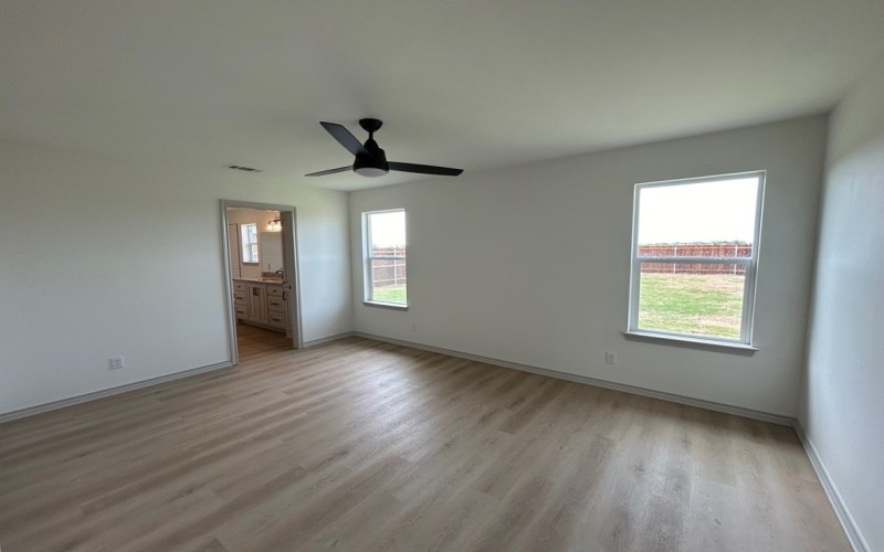 1007 E 40th St, San Angelo, TX 76903, 3 Bedrooms Bedrooms, ,2 BathroomsBathrooms,Other,For Sale,1007 E 40th St,0,128673