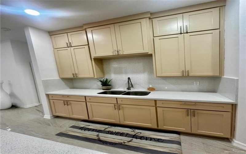 403 S 12th Street, Alamo, TX 78516, 3 Habitaciones Habitaciones , ,2 BañosBaños,Residential,En Venta,403 S 12th Street,0,451866