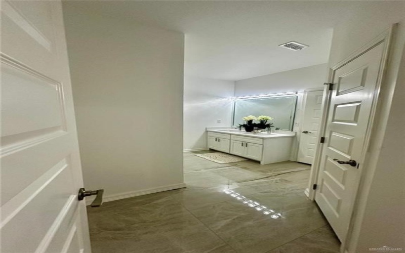403 S 12th Street, Alamo, TX 78516, 3 Habitaciones Habitaciones , ,2 BañosBaños,Residential,En Venta,403 S 12th Street,0,451866