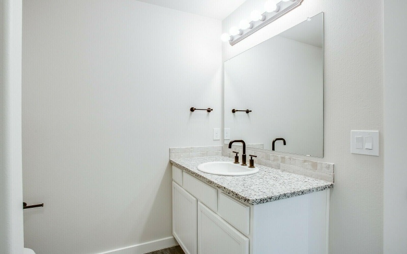 10509 Abbeville Avenue, Lubbock, TX 79424, 3 Habitaciones Habitaciones , ,2 BañosBaños,Residential Multi Family,En Venta,10509 Abbeville Avenue,0,202559087