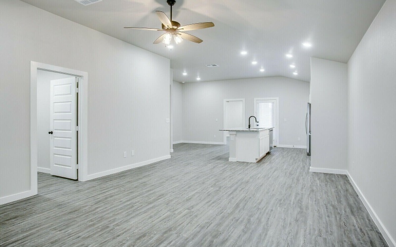 10509 Abbeville Avenue, Lubbock, TX 79424, 3 Habitaciones Habitaciones , ,2 BañosBaños,Residential Multi Family,En Venta,10509 Abbeville Avenue,0,202559087