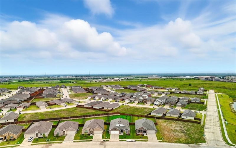 1018 Highgate Road, Forney, TX 75126, 4 Bedrooms Bedrooms, ,2 BathroomsBathrooms,Residential,For Sale,1018 Highgate Road,0,20867219