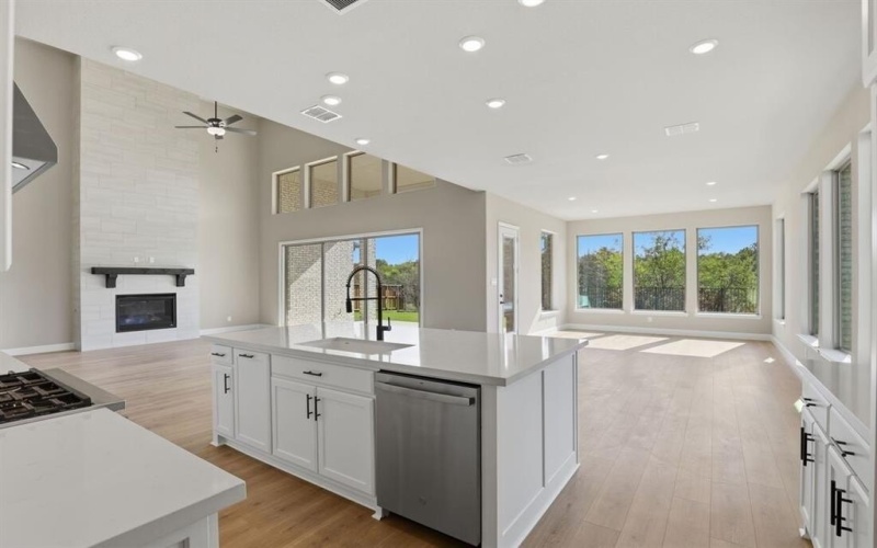 1616 Yellow Rose Road, Celina, TX 75009, 5 Habitaciones Habitaciones , ,6 BañosBaños,Residential,En Venta,1616 Yellow Rose Road,0,20988496