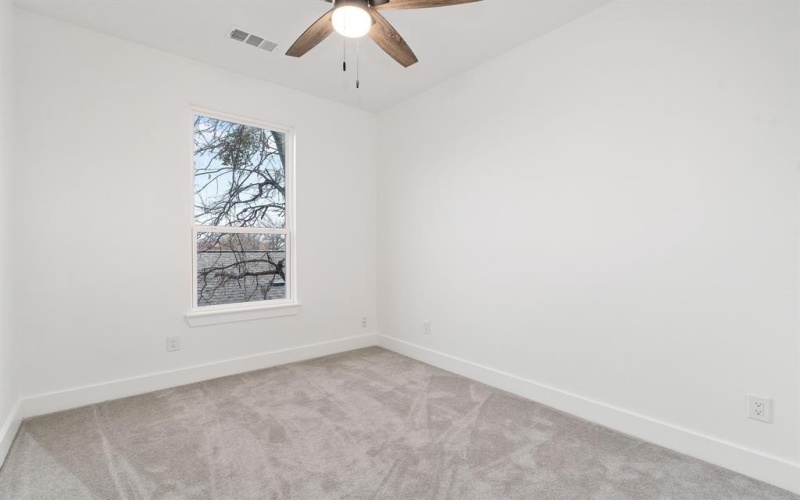 1931 Life Avenue, Dallas, TX 75212, 3 Bedrooms Bedrooms, ,2 BathroomsBathrooms,Residential,For Sale,1931 Life Avenue,0,21028557