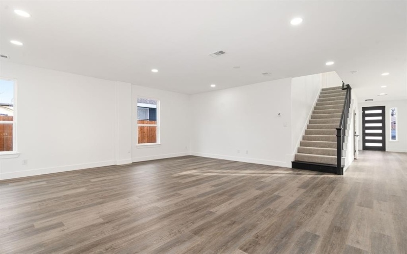 1931 Life Avenue, Dallas, TX 75212, 3 Bedrooms Bedrooms, ,2 BathroomsBathrooms,Residential,For Sale,1931 Life Avenue,0,21028557