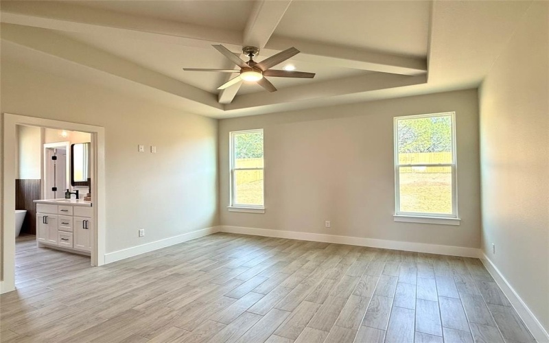 2502 Lakeridge Drive, Granbury, TX 76048, 3 Bedrooms Bedrooms, ,2 BathroomsBathrooms,Residential,For Sale,2502 Lakeridge Drive,0,21029263