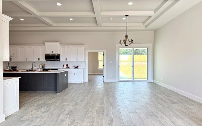 2502 Lakeridge Drive, Granbury, TX 76048, 3 Bedrooms Bedrooms, ,2 BathroomsBathrooms,Residential,For Sale,2502 Lakeridge Drive,0,21029263
