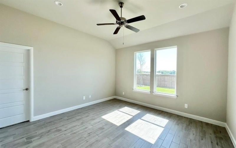 10620 ZIRCON Lane, Fort Worth, TX 76036, 4 Bedrooms Bedrooms, ,2 BathroomsBathrooms,Residential,For Sale,10620 ZIRCON Lane,0,21029827