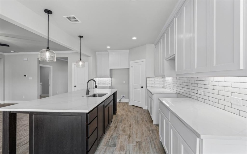 221 Jimmy Lane, Millsap, TX 76066, 3 Bedrooms Bedrooms, ,2 BathroomsBathrooms,Residential,For Sale,221 Jimmy Lane,0,21030212