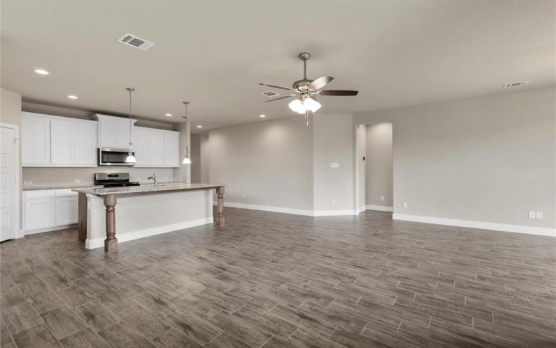 221 Jimmy Lane, Millsap, TX 76066, 3 Bedrooms Bedrooms, ,2 BathroomsBathrooms,Residential,For Sale,221 Jimmy Lane,0,21030212