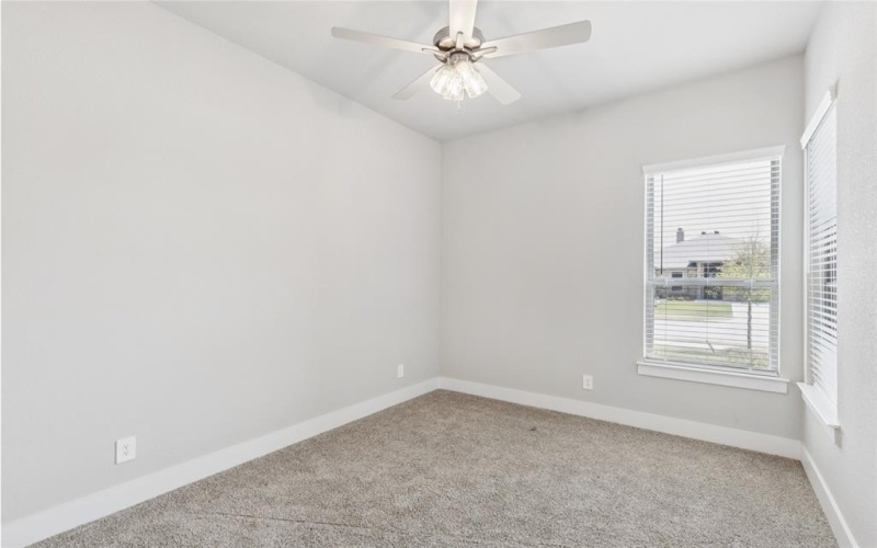 632 Mooney Drive, Saginaw, TX 76179, 4 Bedrooms Bedrooms, ,2 BathroomsBathrooms,Residential,For Sale,632 Mooney Drive,0,21030358