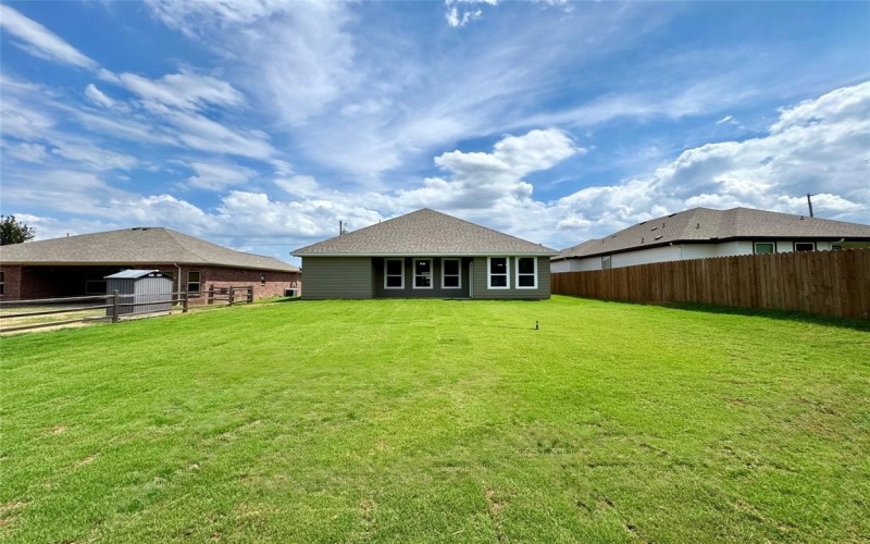 2302 Forest Hill Lane, Granbury, TX 76048, 3 Bedrooms Bedrooms, ,2 BathroomsBathrooms,Residential,For Sale,2302 Forest Hill Lane,0,21030447