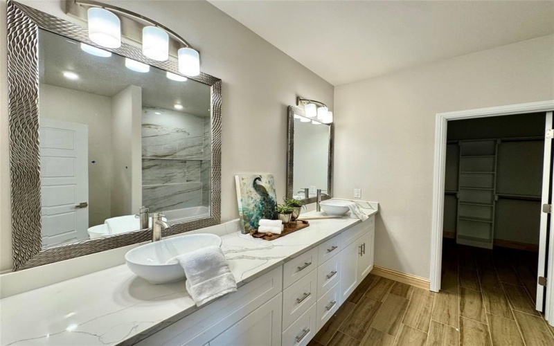 2302 Forest Hill Lane, Granbury, TX 76048, 3 Bedrooms Bedrooms, ,2 BathroomsBathrooms,Residential,For Sale,2302 Forest Hill Lane,0,21030447