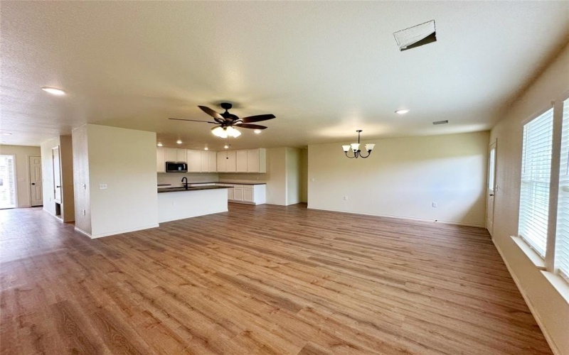 4033 Tarpon Springs Drive, Fort Worth, TX 76123, 3 Habitaciones Habitaciones , ,2 BañosBaños,Residential,En Venta,4033 Tarpon Springs Drive,0,21030493