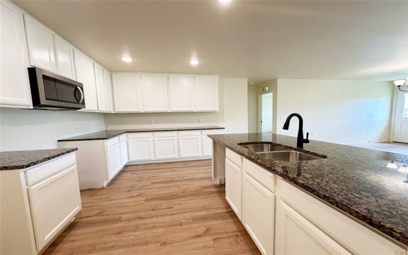 4033 Tarpon Springs Drive, Fort Worth, TX 76123, 3 Habitaciones Habitaciones , ,2 BañosBaños,Residential,En Venta,4033 Tarpon Springs Drive,0,21030493