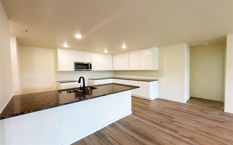 4033 Tarpon Springs Drive, Fort Worth, TX 76123, 3 Habitaciones Habitaciones , ,2 BañosBaños,Residential,En Venta,4033 Tarpon Springs Drive,0,21030493