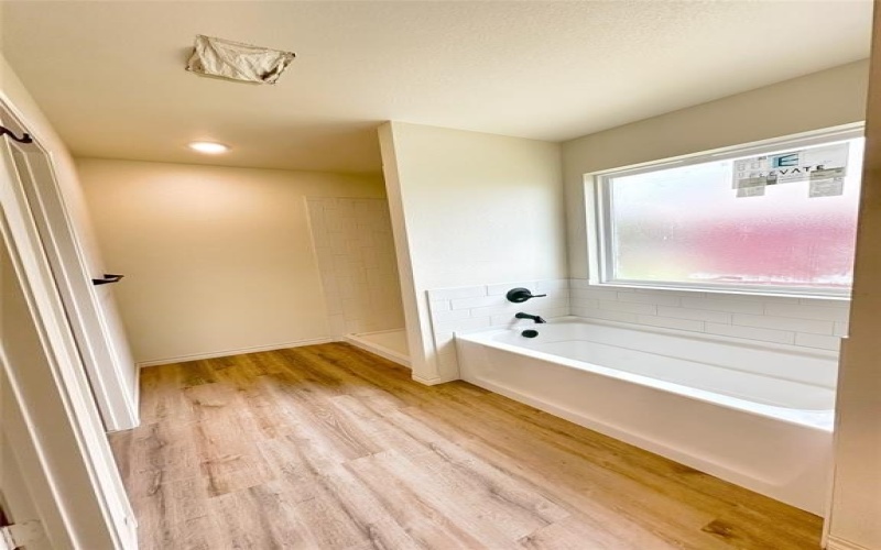 4033 Tarpon Springs Drive, Fort Worth, TX 76123, 3 Habitaciones Habitaciones , ,2 BañosBaños,Residential,En Venta,4033 Tarpon Springs Drive,0,21030493