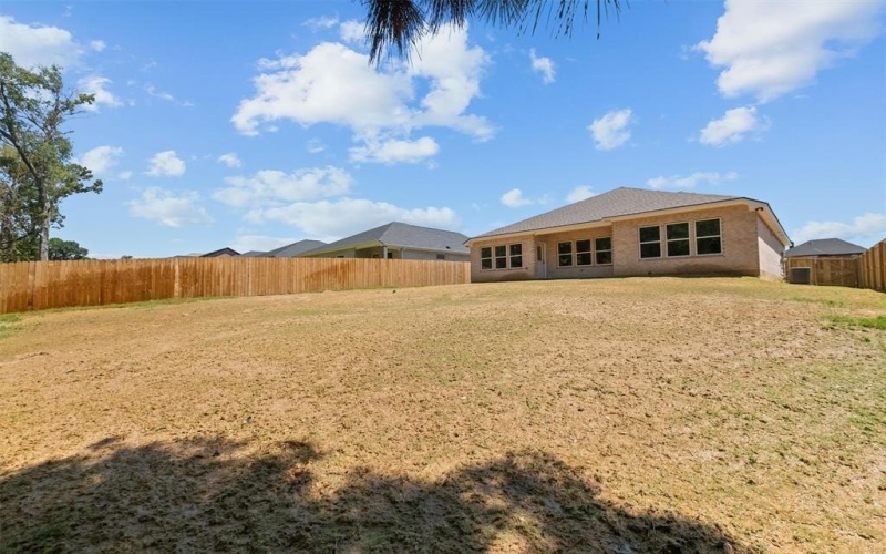 16310 Crossing Circle, Lindale, TX 75771, 4 Bedrooms Bedrooms, ,2 BathroomsBathrooms,Residential,For Sale,16310 Crossing Circle,0,21030577