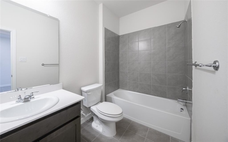 824 Jacquelyn Drive, Little Elm, TX 75068, 5 Habitaciones Habitaciones , ,3 BañosBaños,Residential,En Venta,824 Jacquelyn Drive,0,21030701