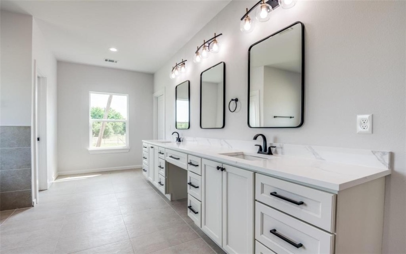 1450 W Fm 550, McLendon Chisholm, TX 75032, 4 Bedrooms Bedrooms, ,3 BathroomsBathrooms,Residential,For Sale,1450 W Fm 550,0,21030768