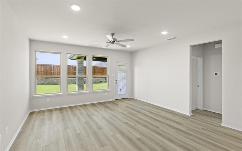 1642 Gracehill Way, Forney, TX 75126, 3 Habitaciones Habitaciones , ,2 BañosBaños,Residential,En Venta,1642 Gracehill Way,0,21030817